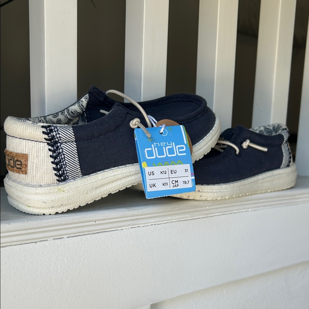 NWT, Boys Hey Dudes Wally Linen Shoes, Moccasin Shoe, Little Kid 12, Hey Dude